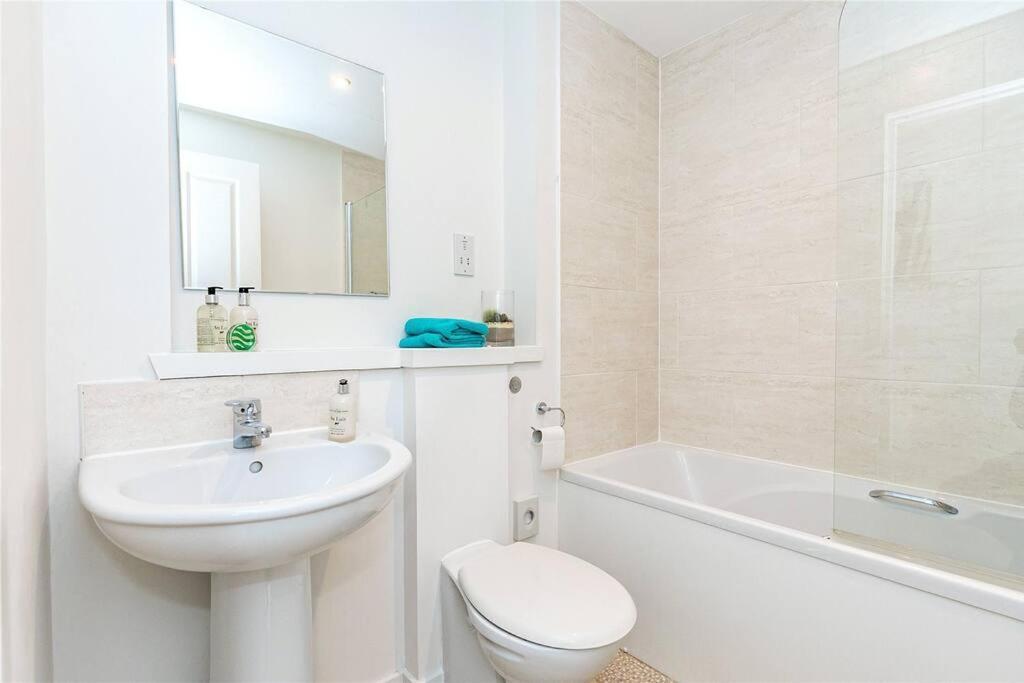 Stunning Executive Relocation 2 Bed Apartment 阿伯丁 外观 照片
